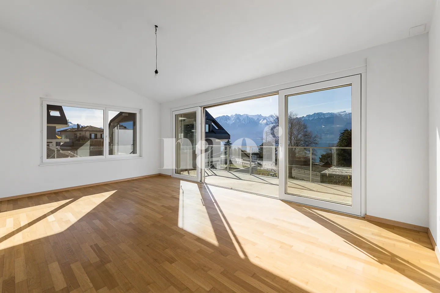 Contemporary Twin House with Lake View - Photo 9 of 13