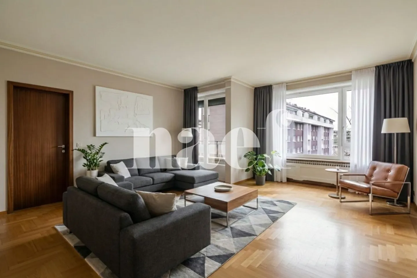 Selten: Stadtzentrum rechte Ufer - 4-Zimmer-Wohnung mit Balkon zu renovieren - Foto 1 von 10