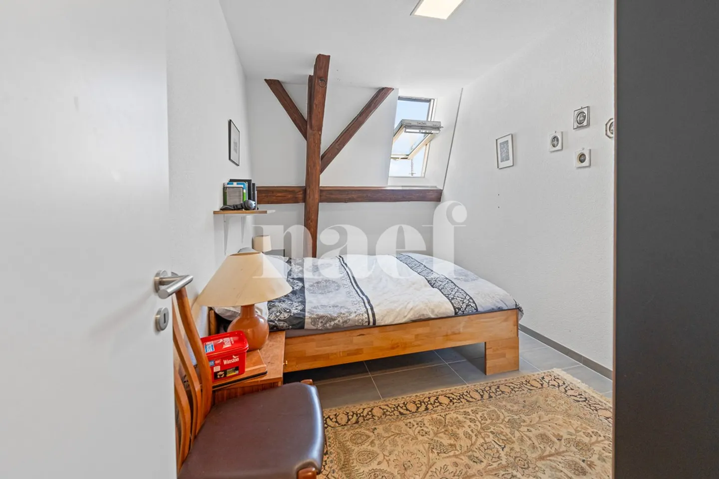 Charmant Appartement Mansardé à Cottens - Photo 6 sur 7