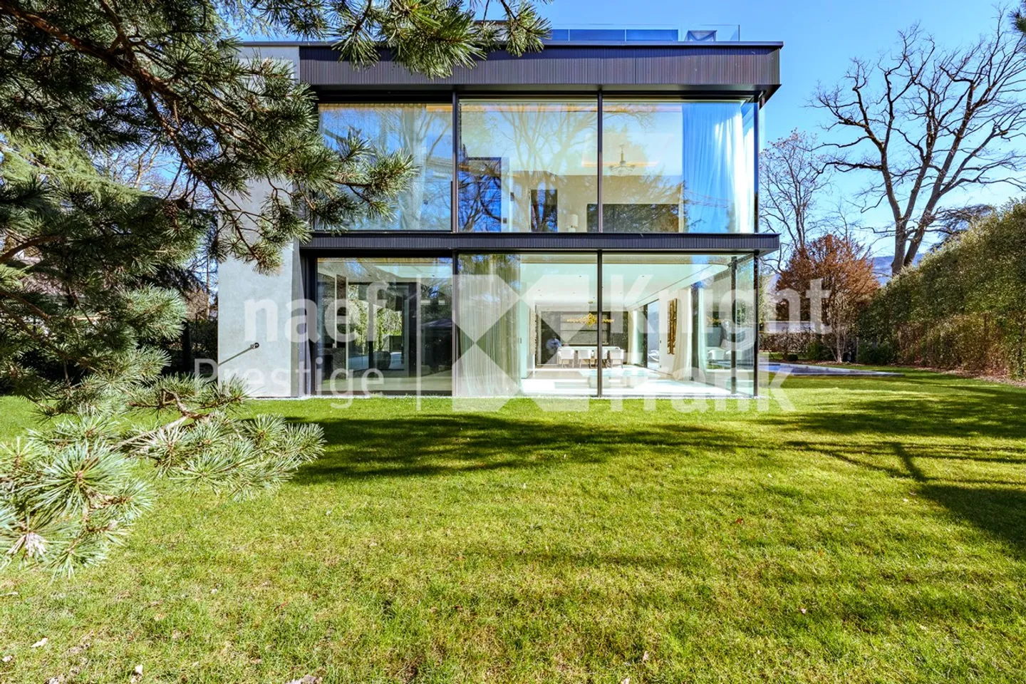 Villa Contemporaine de Luxe - Photo 1 sur 12