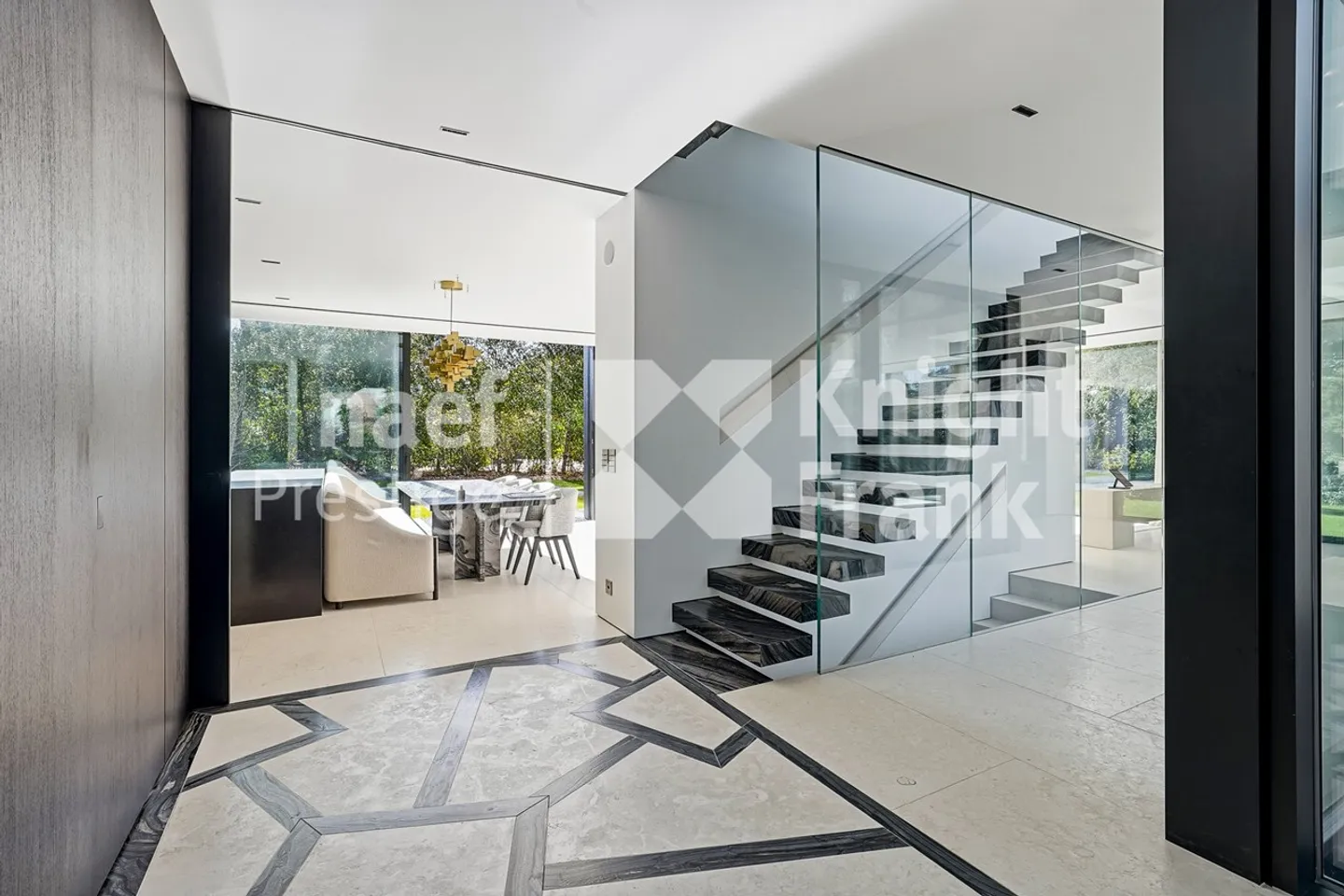 Villa Contemporaine de Luxe - Photo 4 sur 12