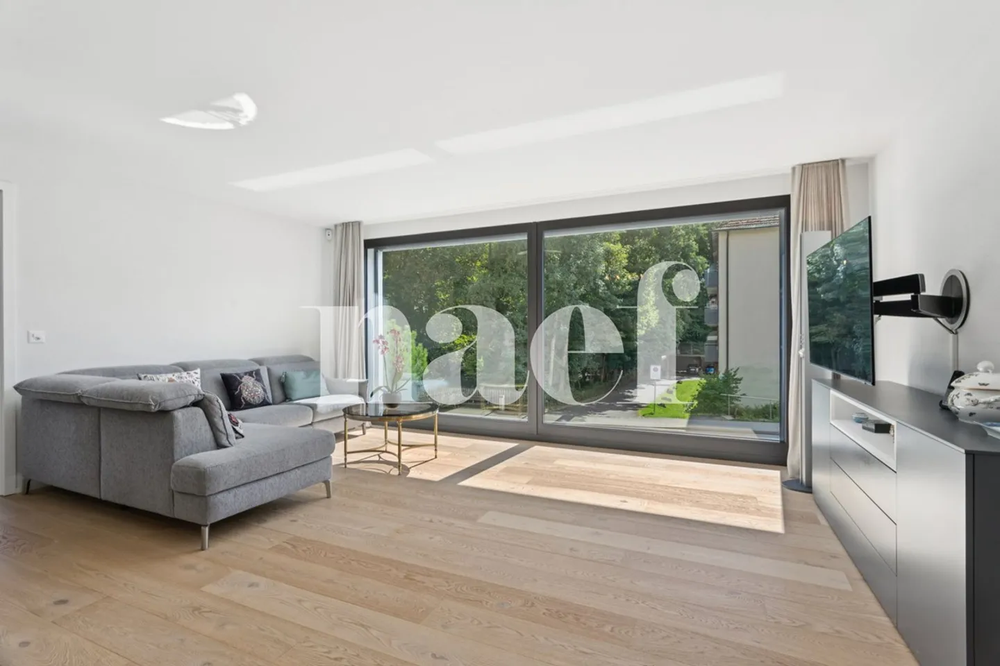 EN EXCLUSIVITÉ : Magnifique appartement de 4.5 pièces d'env. 130 m² avec terrasse à vendre à Fribourg - Photo 4 sur 10