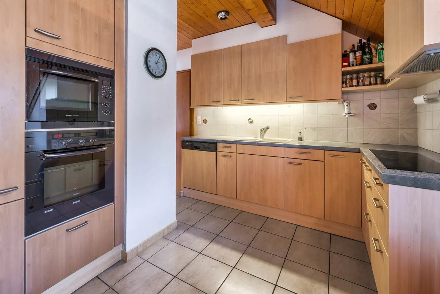 Incantevole appartamento di 4,5 locali con carattere in mansarda - Foto 8 di 13