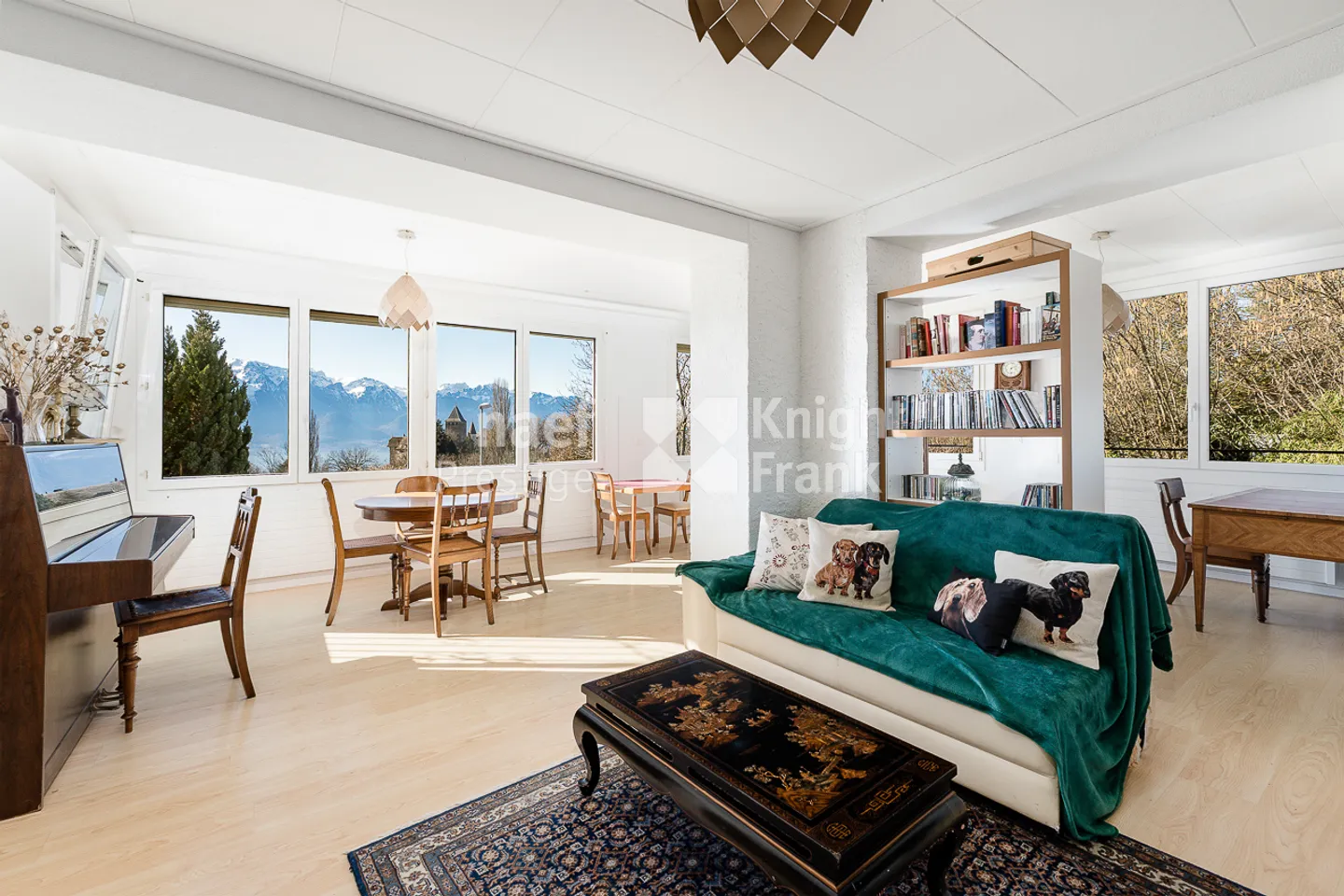 Zu verkaufen - Einzelne Immobilie mit 12,5 Zimmern nur wenige Schritte vom Zentrum von Blonay und mit herrlichem Blick auf den See - Foto 6 von 13