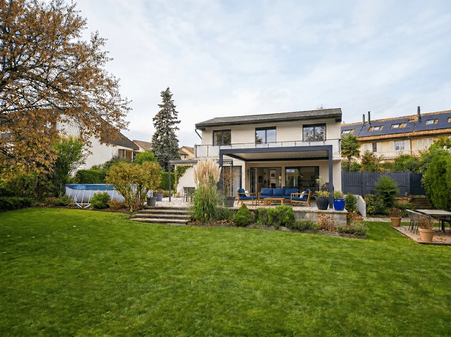 Villa indipendente di 7 locali - Foto 1 di 2