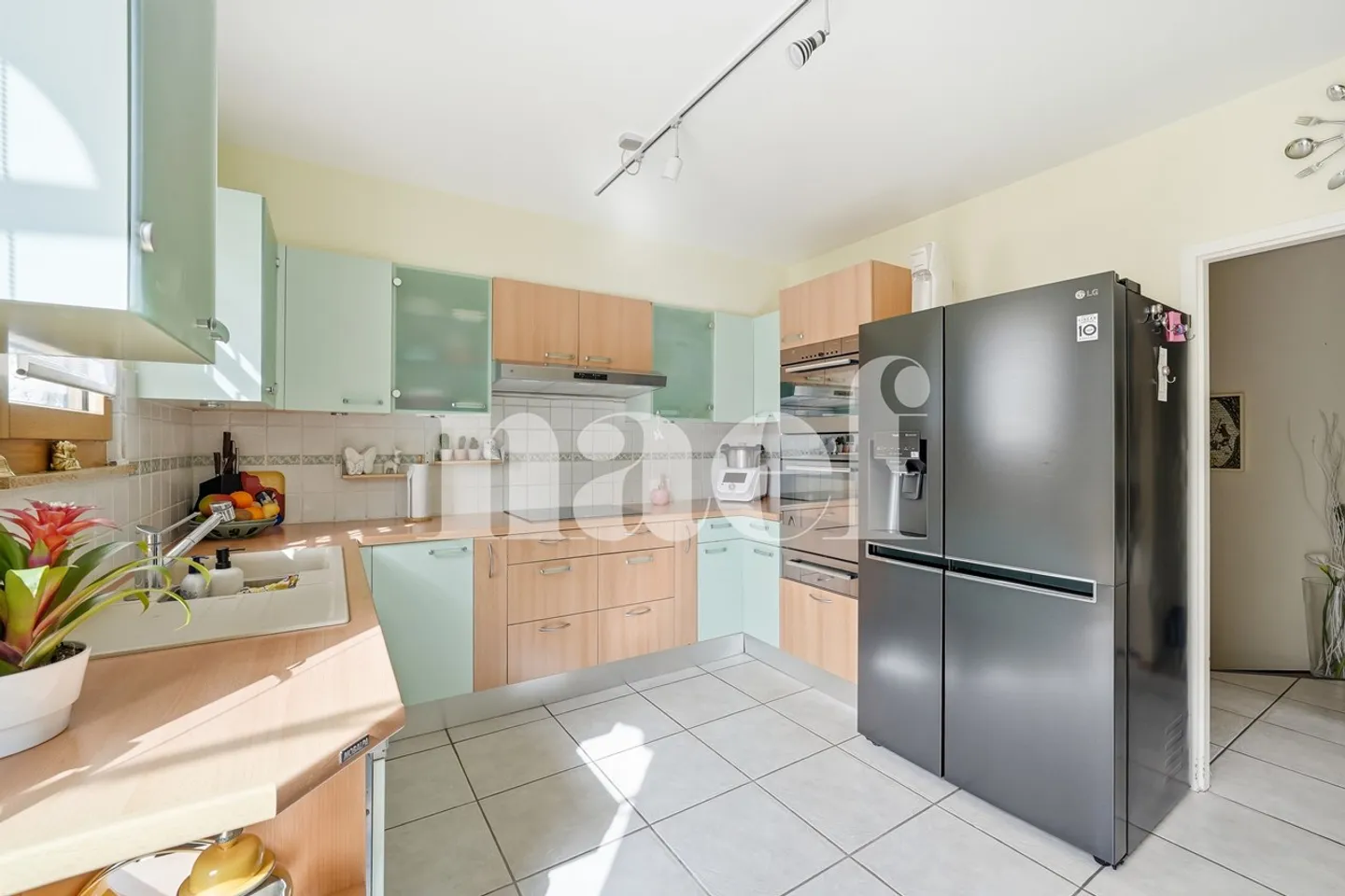 Individual Villa with 7 Rooms - Photo 11 of 13