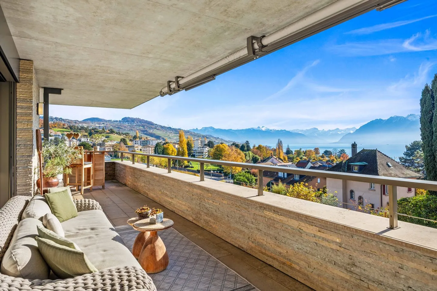 Appartamento di prestigio tra lago e vigneti - Foto 4 di 13