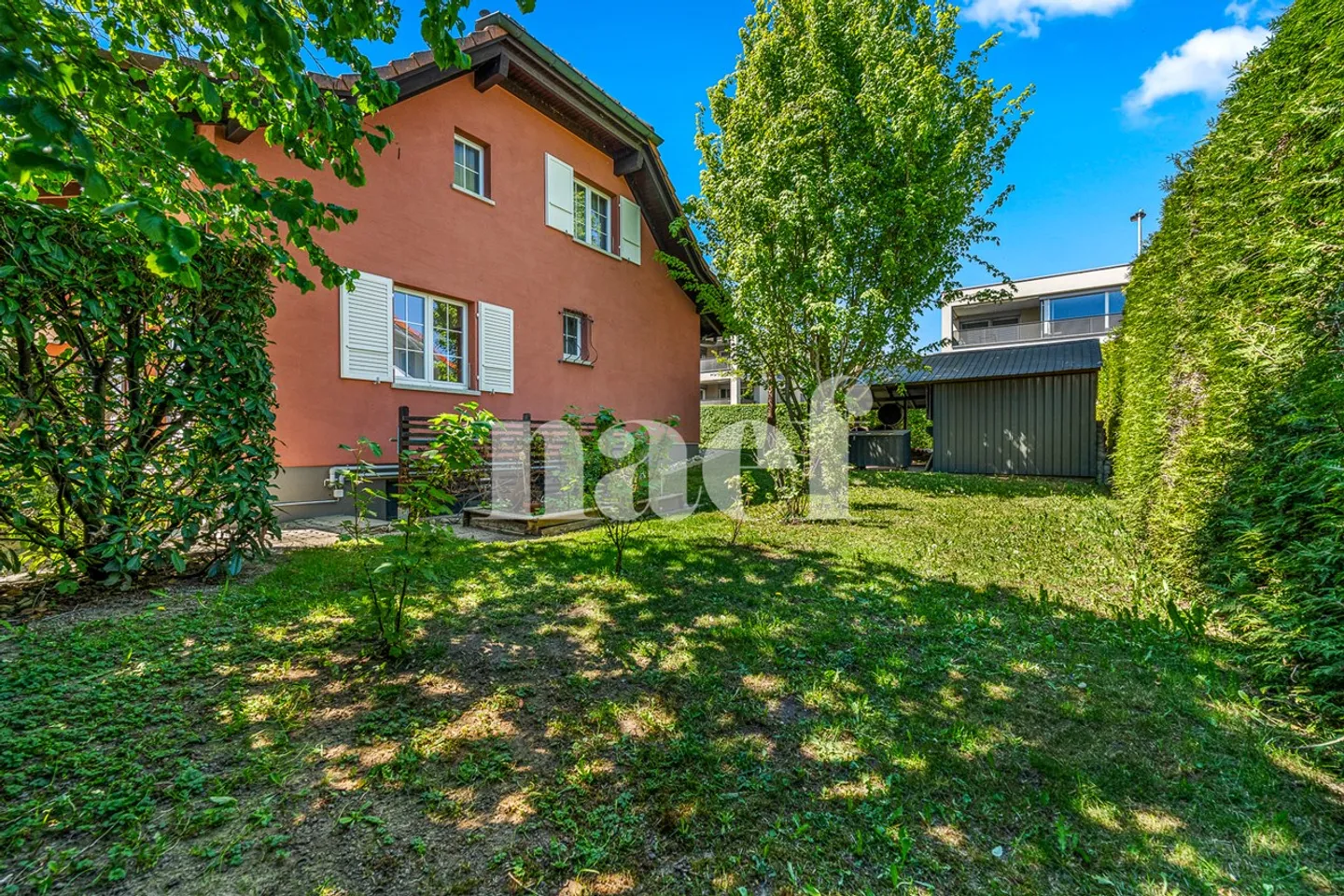 5,5-Zimmer Einfamilienhaus mit Schwimmbad in Neyruz zu verkaufen - Foto 2 von 11