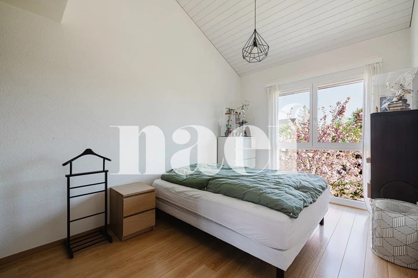Charming semi-detached villa 230 m² usable plus garden, terrace and double garage in Vernier - Photo 10 of 13