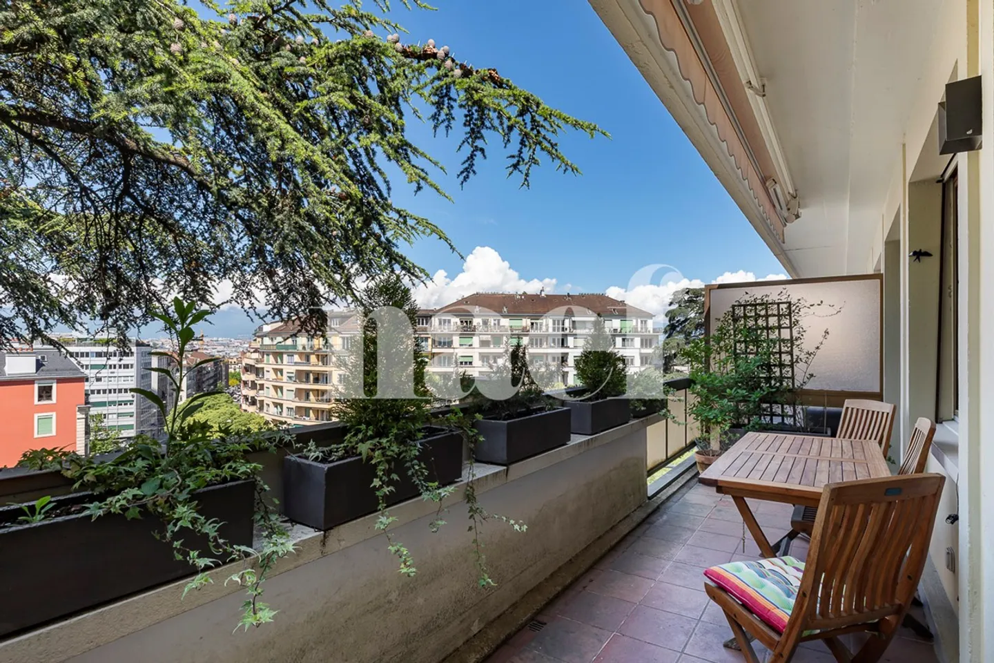 Beautiful 3-room apartment close to the Eaux-Vives train station - Photo 1 of 11