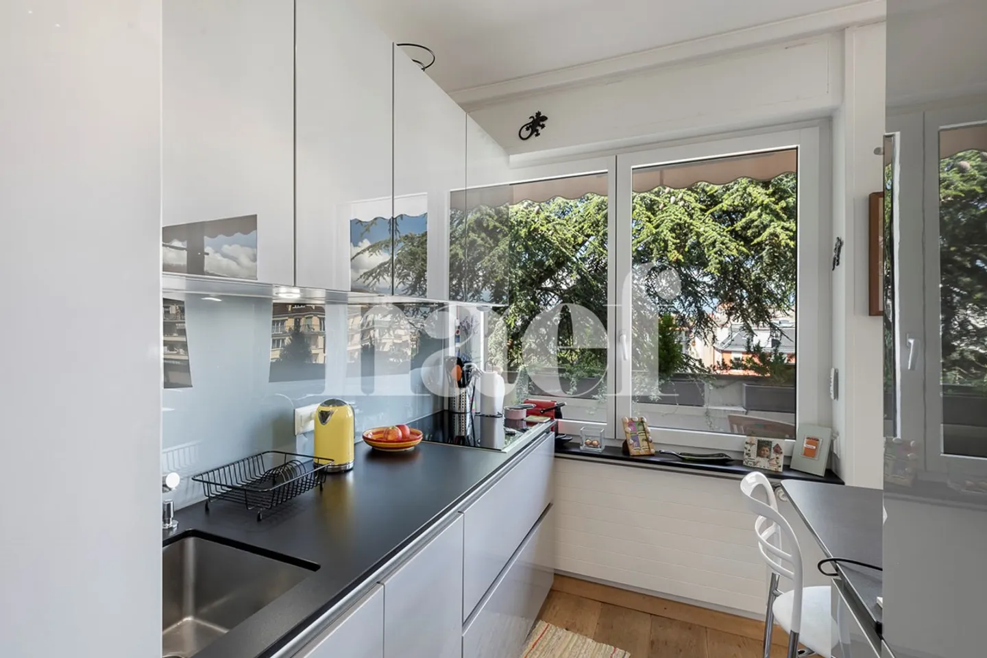 Beautiful 3-room apartment close to the Eaux-Vives train station - Photo 7 of 11