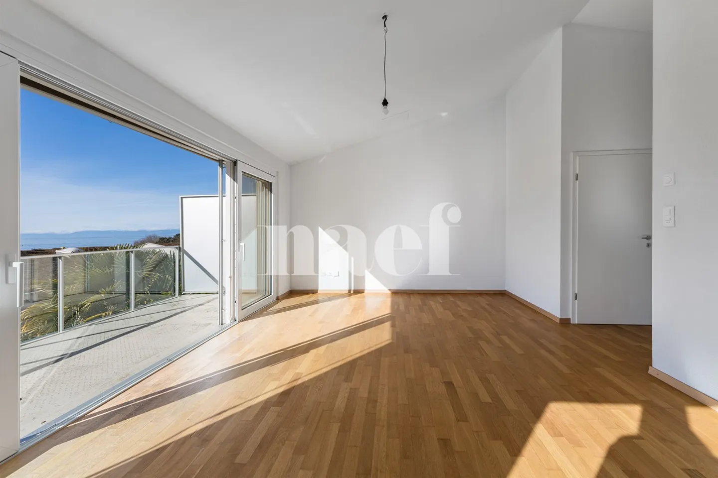 Beautiful bright and contemporary semi-detached house with 5.5 rooms for sale in Corseaux - Photo 8 of 13