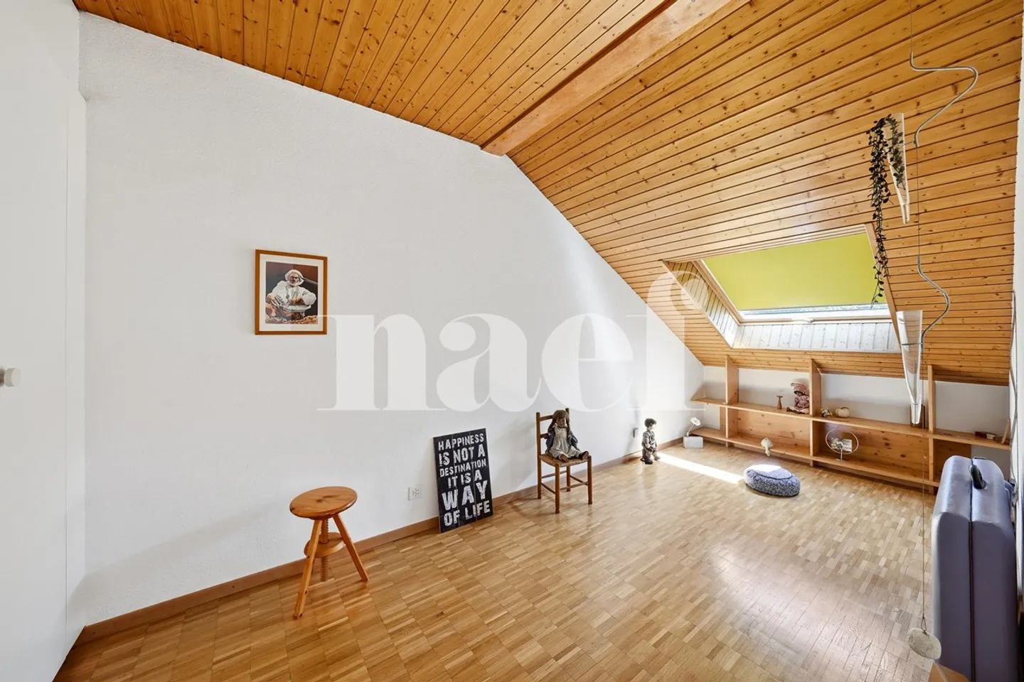 Beautiful family apartment with four bedrooms - Photo 10 of 13