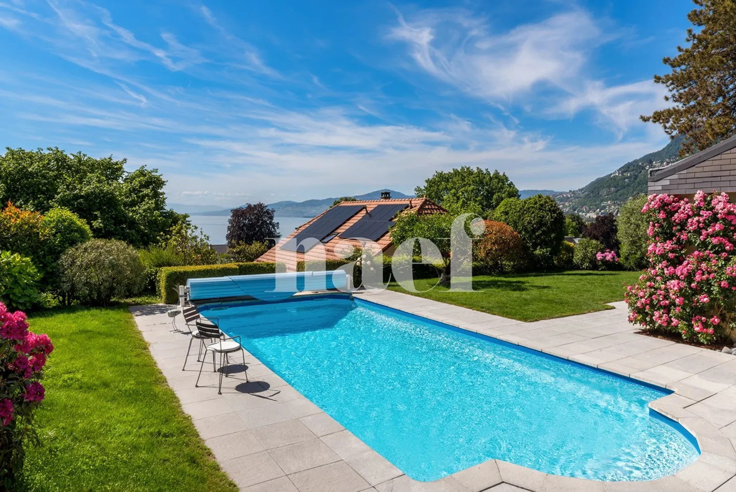 Beautiful 7.5-room detached villa with outdoor pool for sale in Villeneuve - Photo 3 of 12