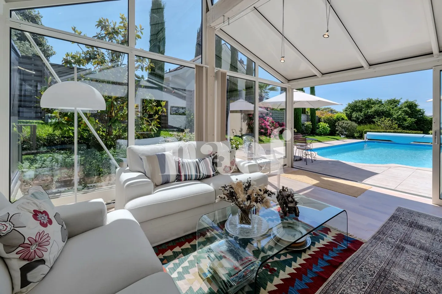 Beautiful 7.5-room detached villa with outdoor pool for sale in Villeneuve - Photo 6 of 12