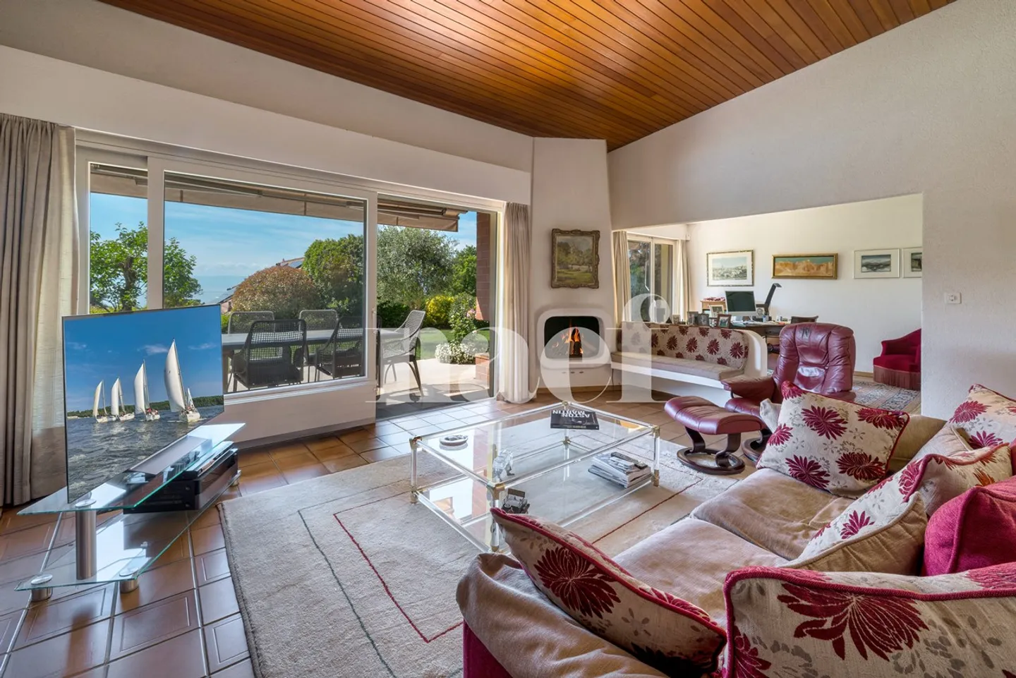 Beautiful 7.5-room detached villa with outdoor pool for sale in Villeneuve - Photo 9 of 12