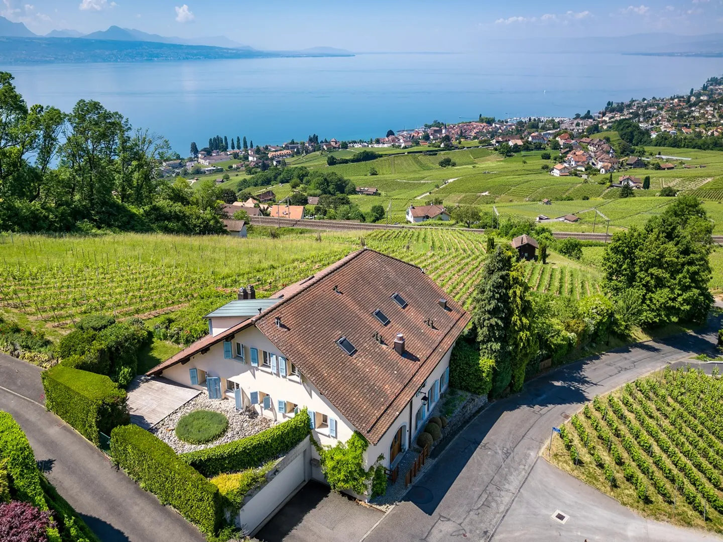 Exceptional residence in the heart of Lavaux - Photo 1 of 13