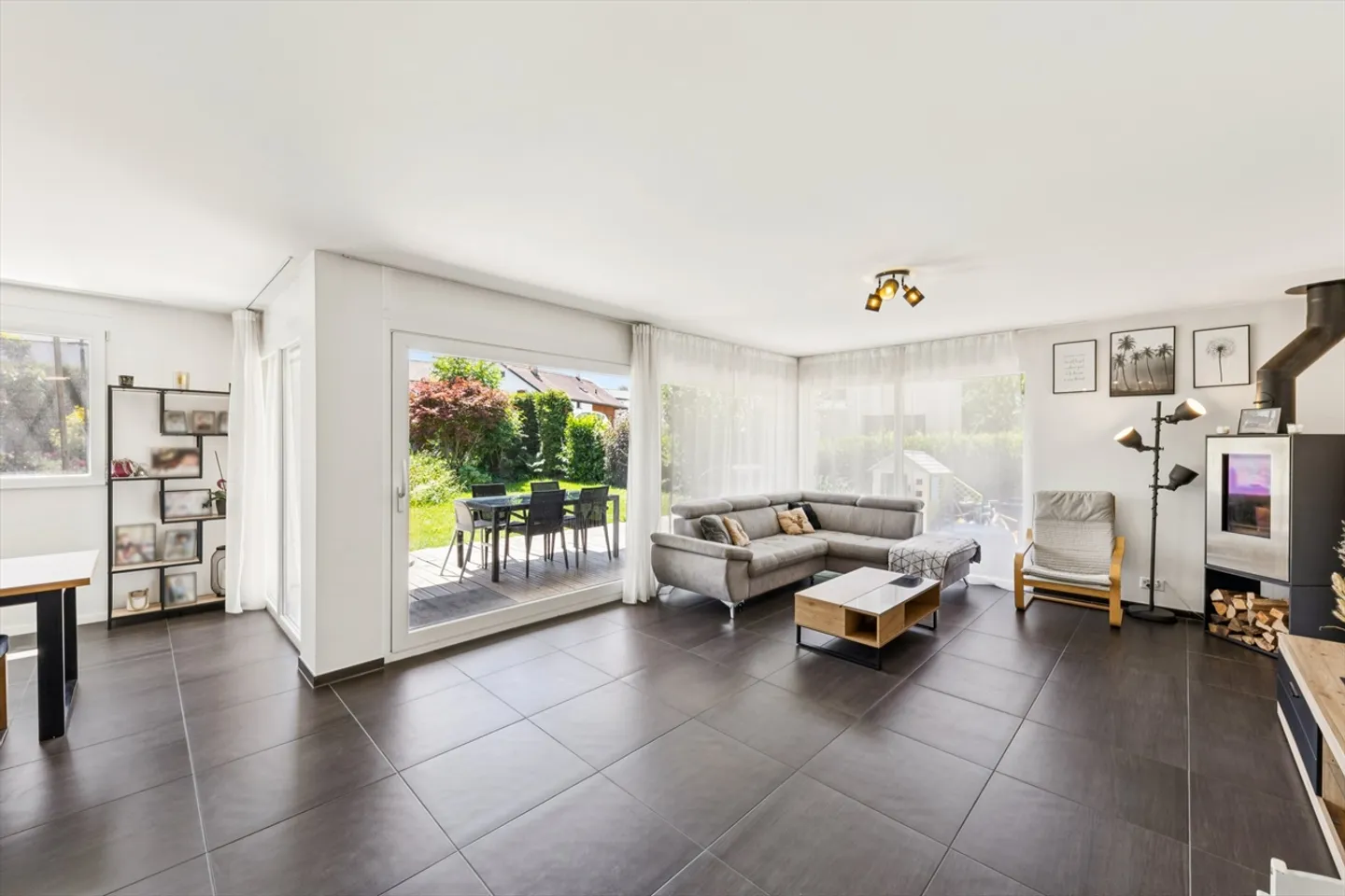 Magnifico appartamento di 4,5 locali con terrazza e giardino in vendita a Rossens - Foto 6 di 10