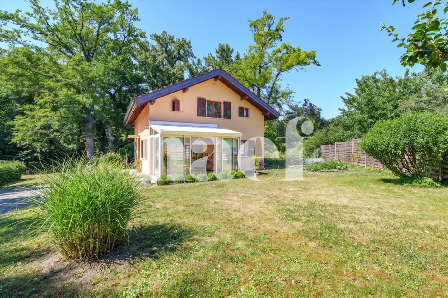 Charming villa by the Aire - sale with usufruct - Photo 1 of 13
