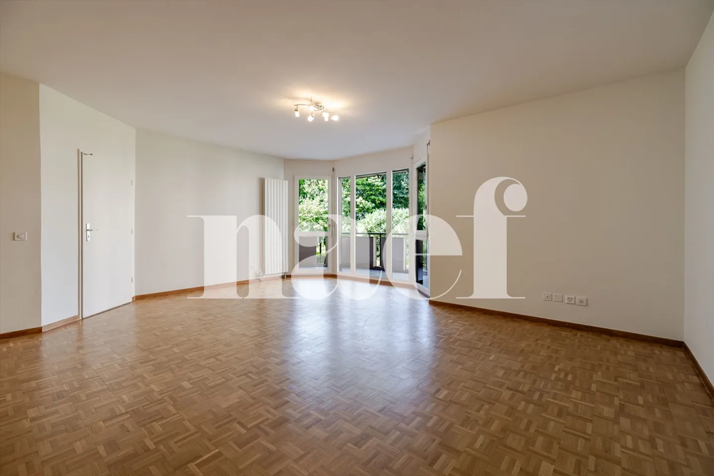 Spacious 4-room apartment in a privileged living environment in Champel - Photo 4 of 13