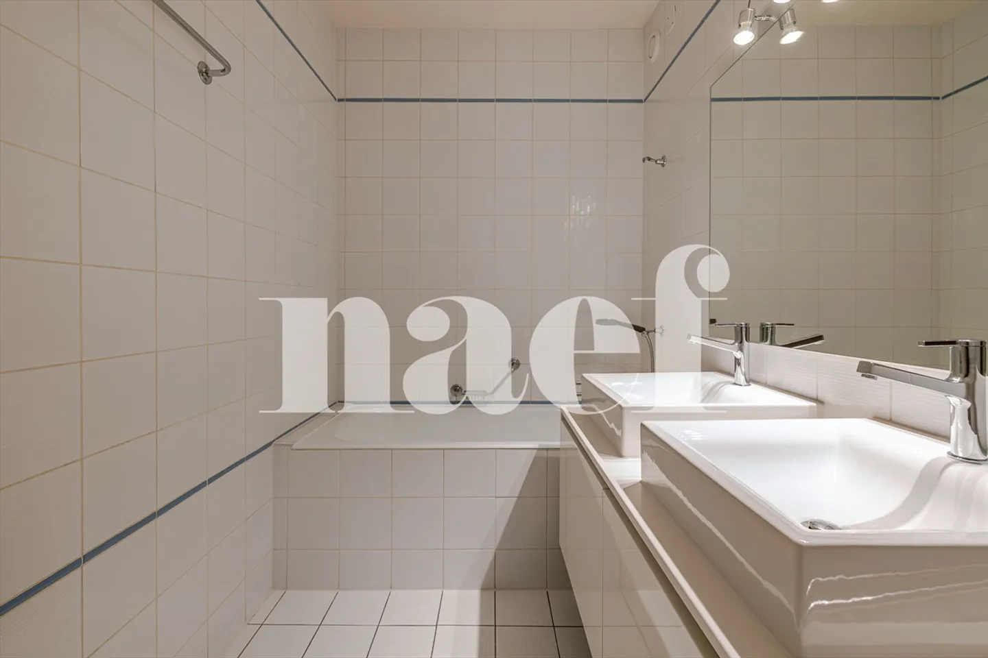 Spacious 4-room apartment in a privileged living environment in Champel - Photo 11 of 13