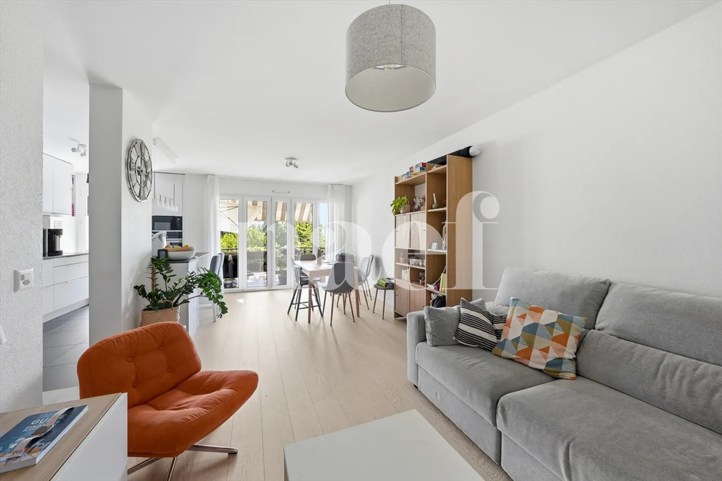 Exclusively: 4.5 rooms fully renovated in the Fontaines district - Photo 3 of 10