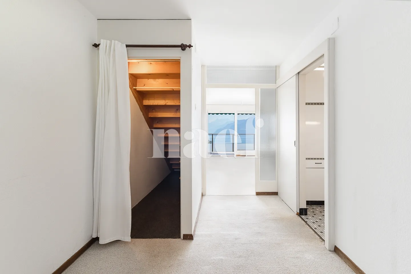 4.5-room duplex apartment with panoramic lake view for sale in Chardonne - Photo 4 of 13
