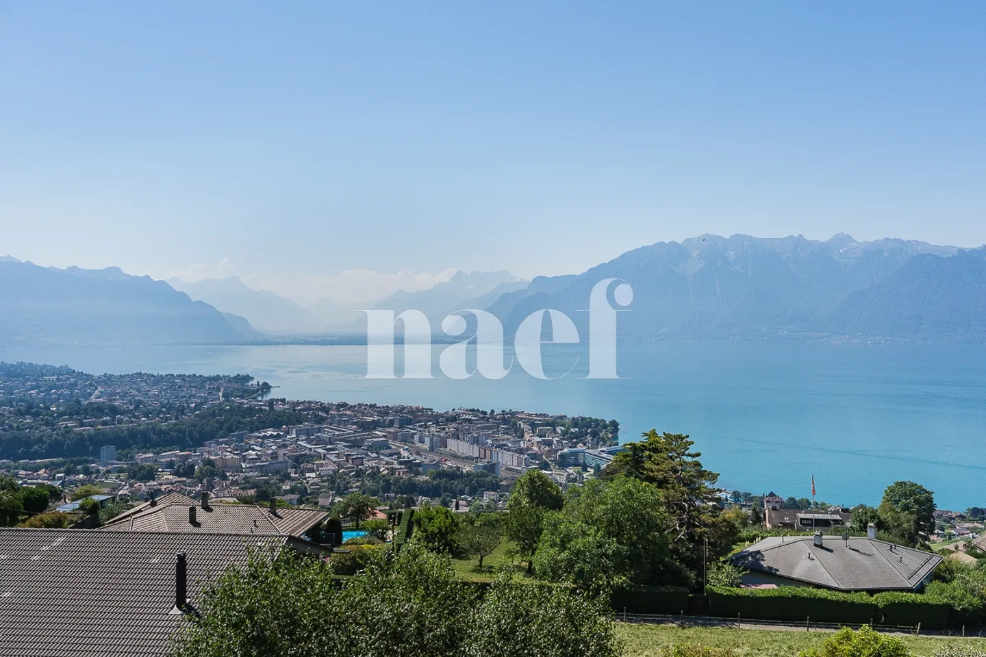 Appartement en duplex de 4.5 pièces avec vue panoramique sur le lac à vendre à Chardonne - Photo 1 sur 6