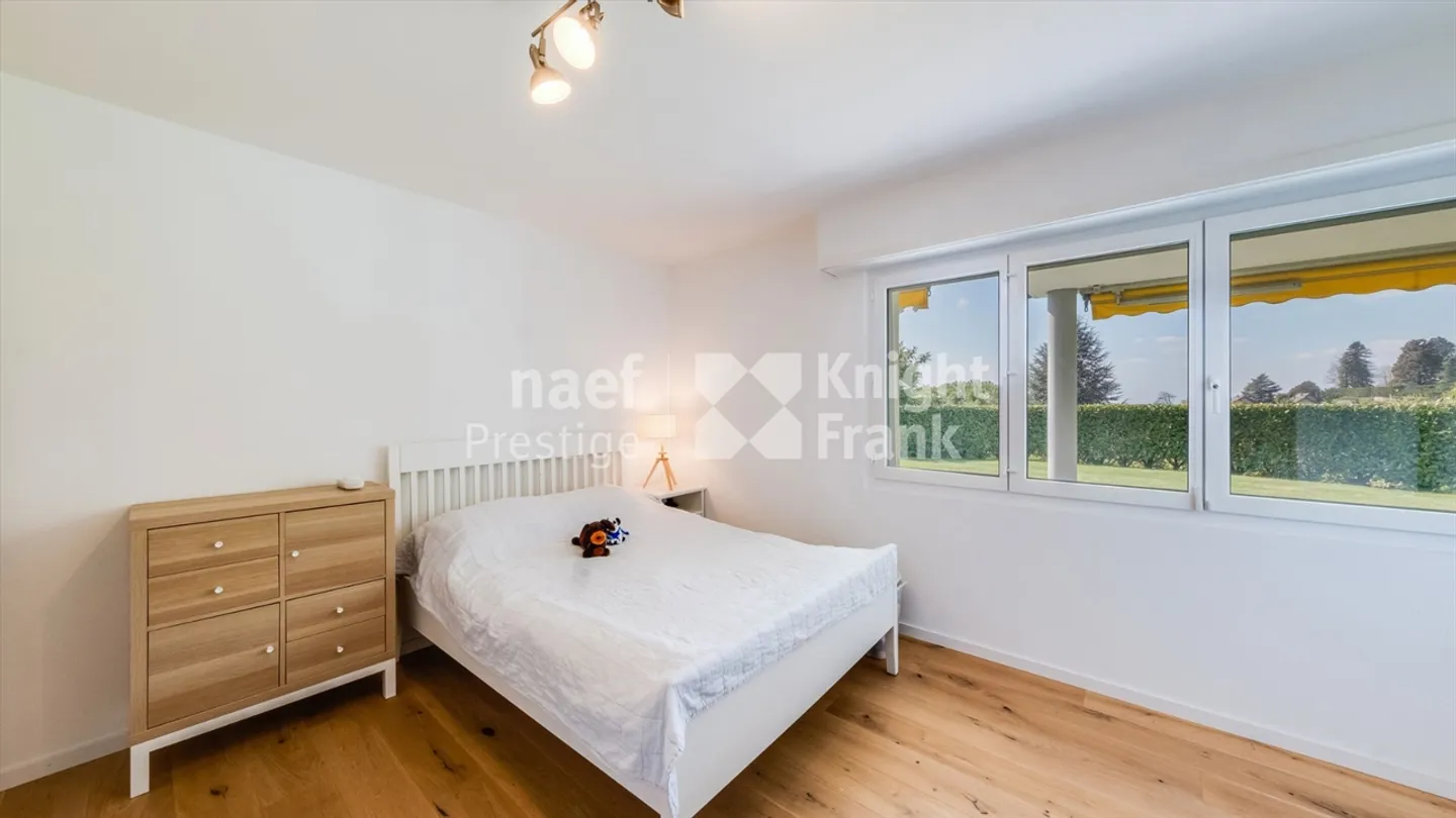Wunderschöne 6,5-Zimmer-Einfamilienvilla mit außergewöhnlichem Blick auf den See und die Berge zu verkaufen in Blonay - Foto 12 von 12