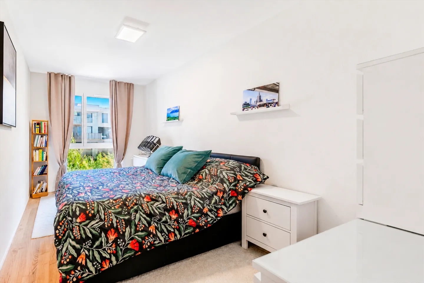 Appartement 3,5 pièces : L'élégance traversante au coeur d'Arbora - Photo 9 sur 11