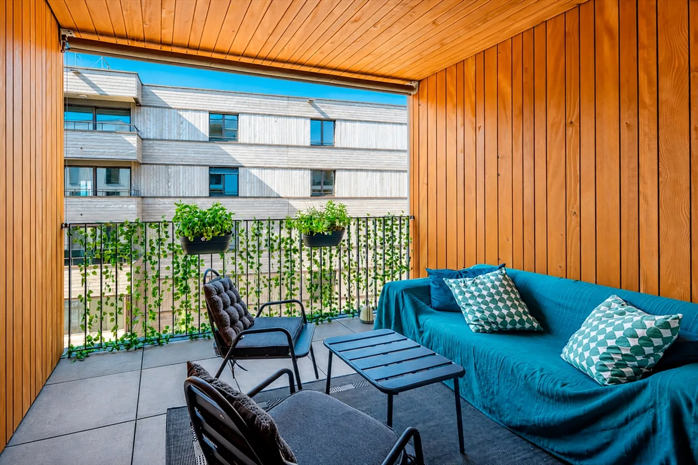 Appartement 3,5 pièces : L'élégance traversante au coeur d'Arbora - Photo 6 sur 11