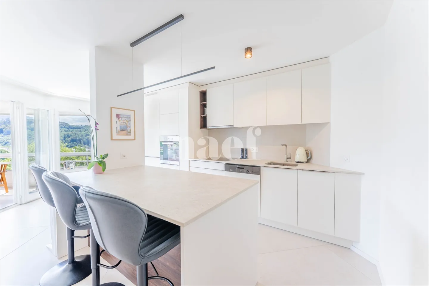 4.5-room penthouse apartment with balcony for sale in Marly - Photo 2 of 12