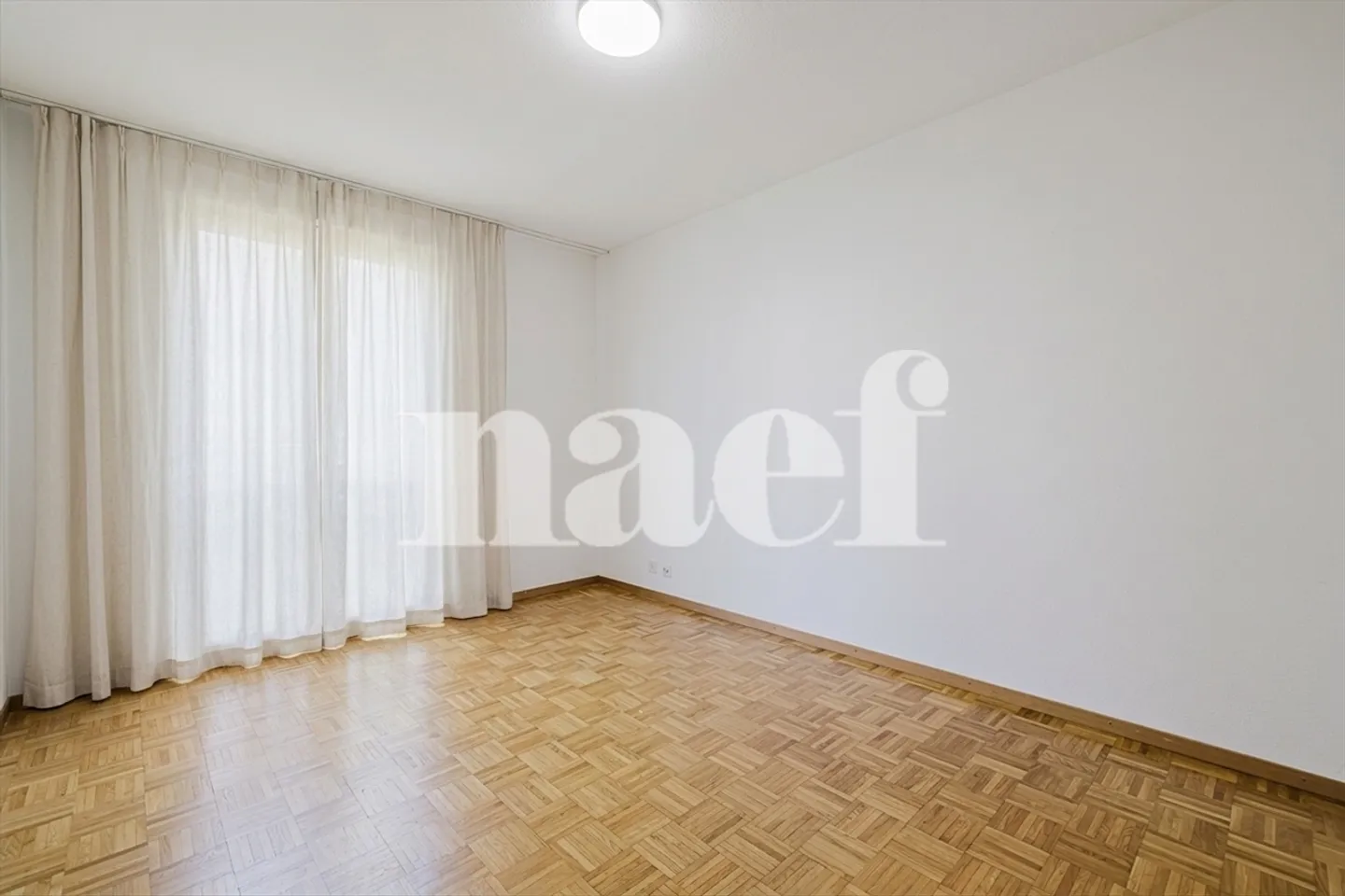 Appartement spacieux près des organisations - Photo 7 sur 7