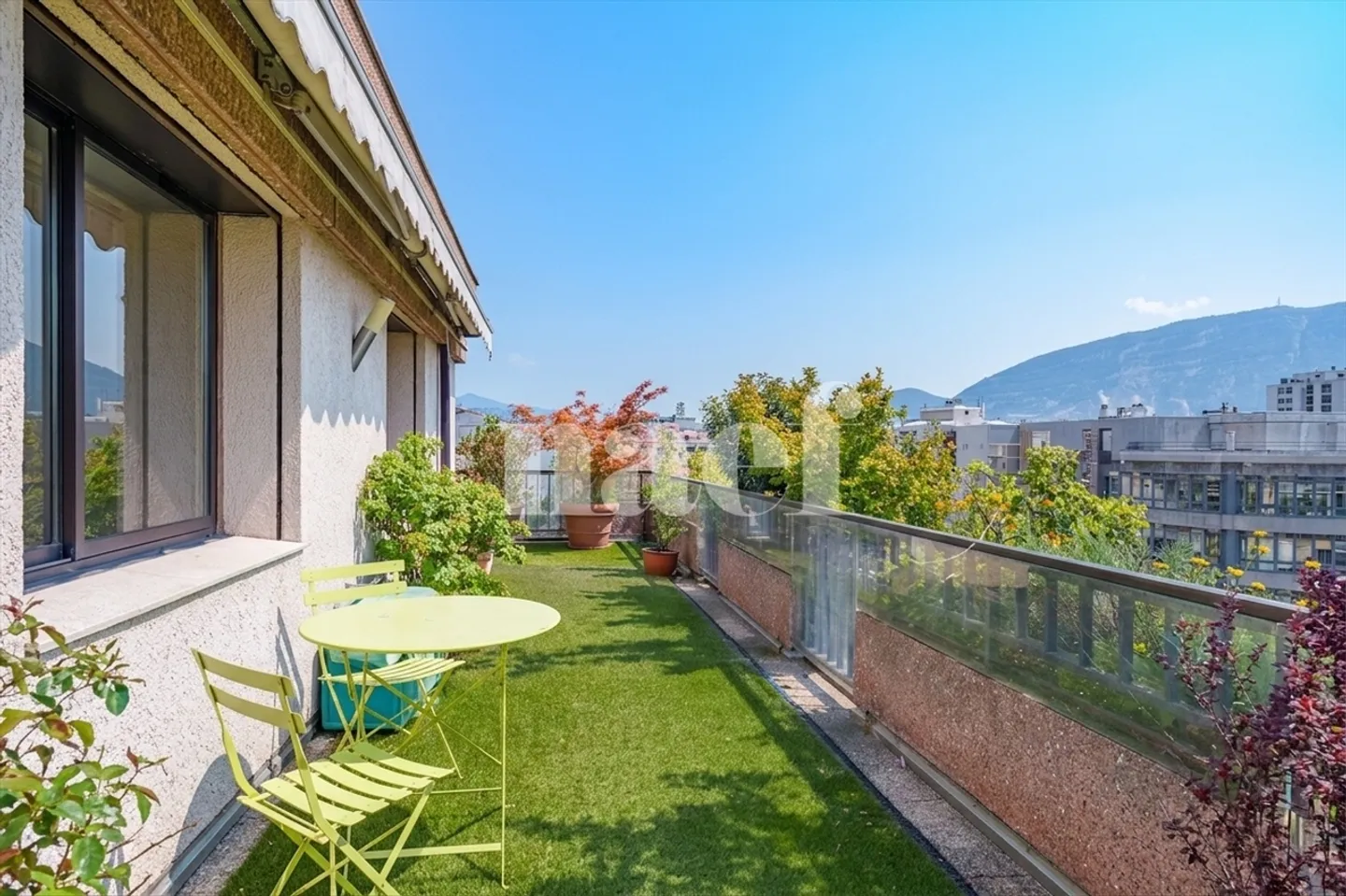 Schöne Penthouse mit Terrasse im Herzen von Carouge - Foto 1 von 13