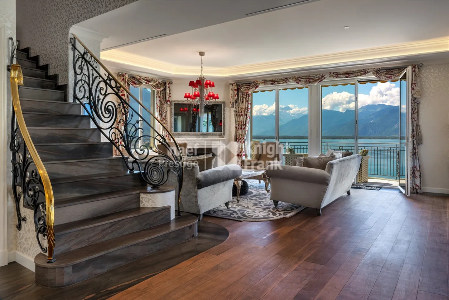 Unique! Penthouse apartment of 8.5 rooms with exceptional view for sale in the heart of Montreux - Photo 4 of 13