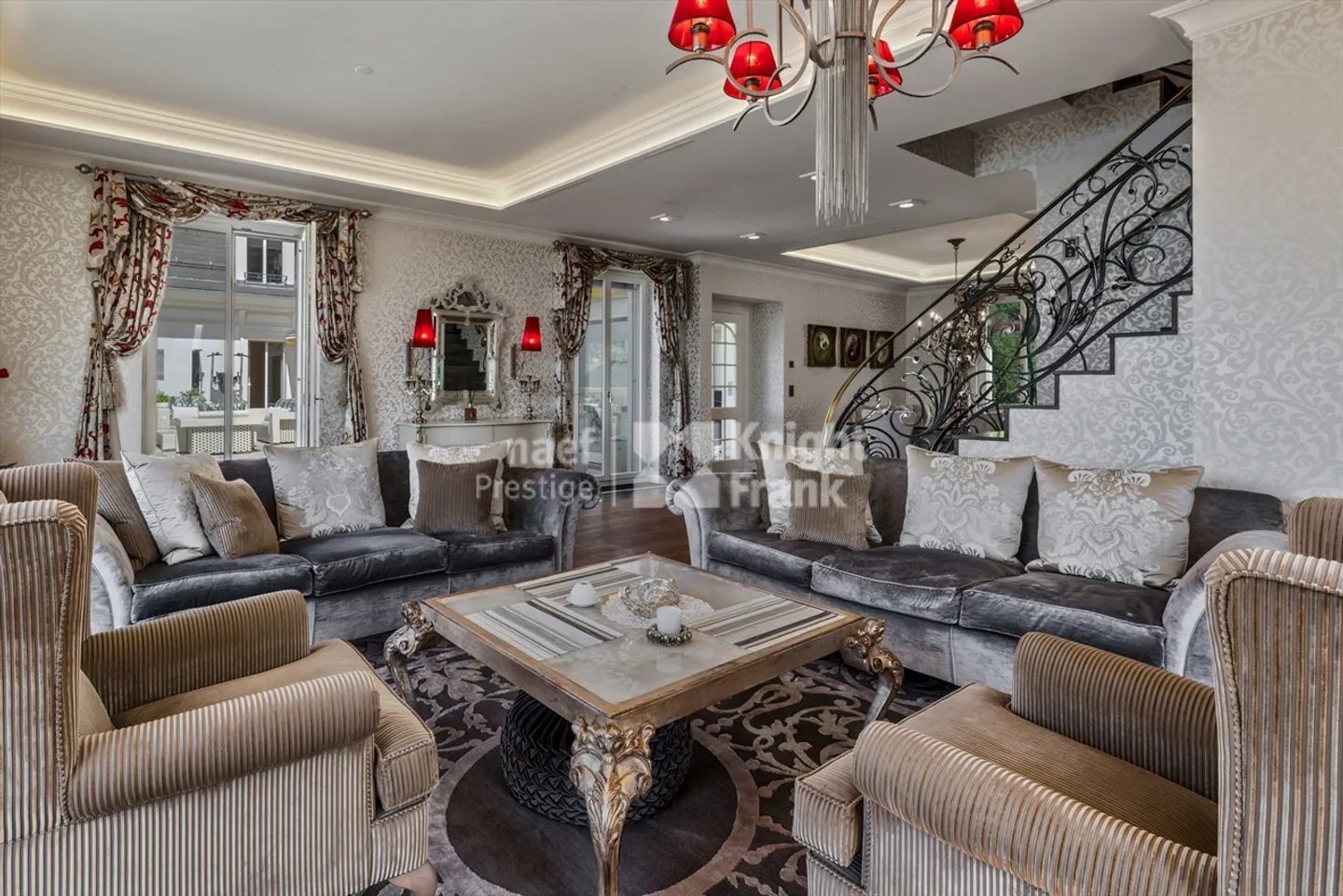 Unique! Penthouse apartment of 8.5 rooms with exceptional view for sale in the heart of Montreux - Photo 7 of 13