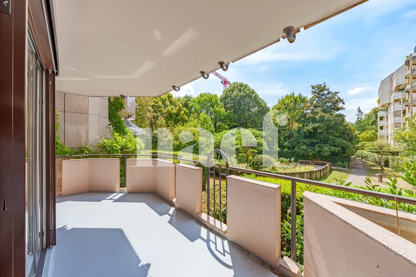 Spacious 4-room apartment in a privileged living environment in Champel - Photo 1 of 13