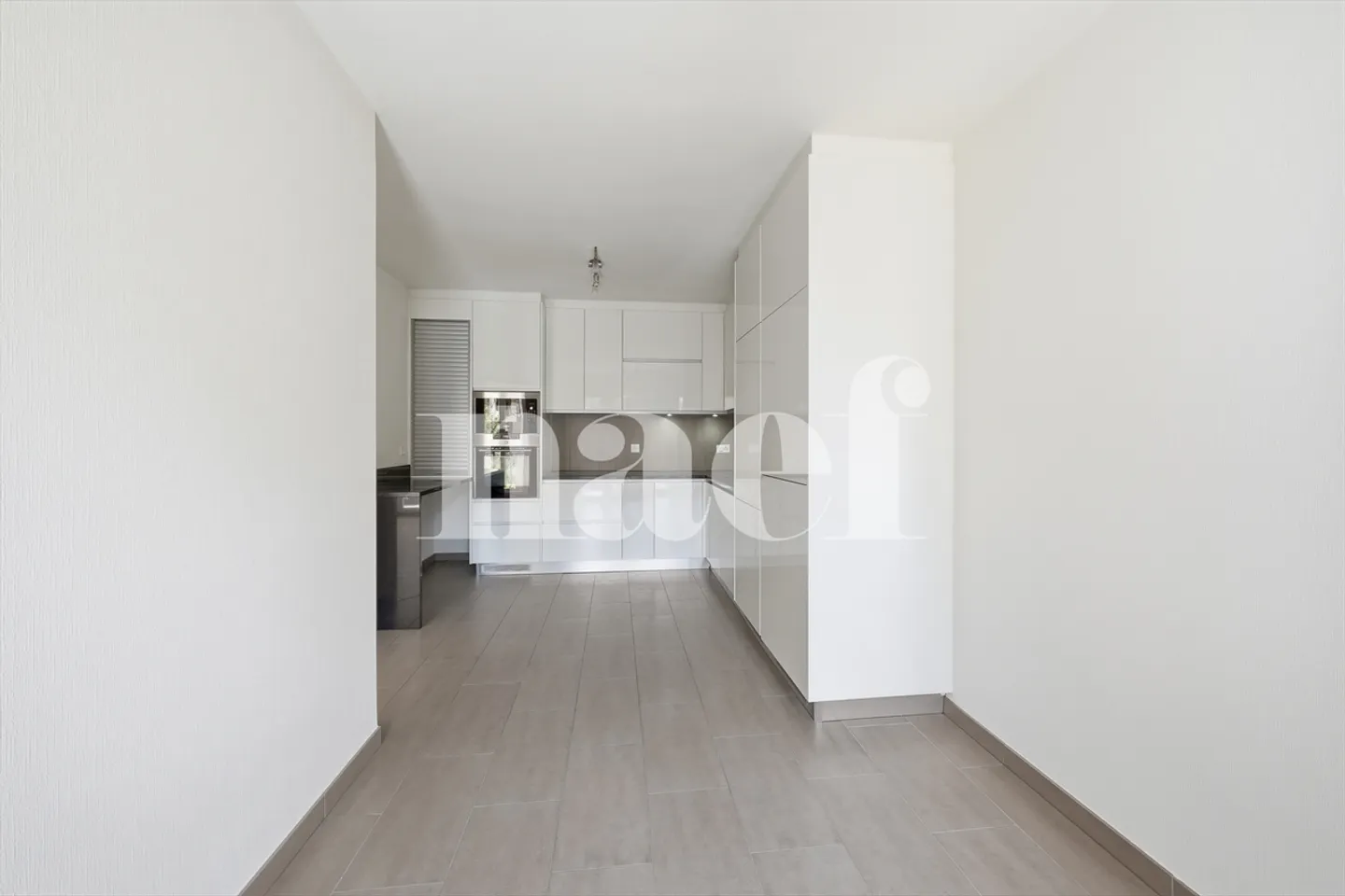 Spacious 4-room apartment in a privileged living environment in Champel - Photo 10 of 13