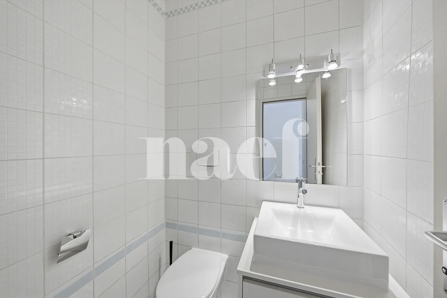 Spacious 4-room apartment in a privileged living environment in Champel - Photo 11 of 13