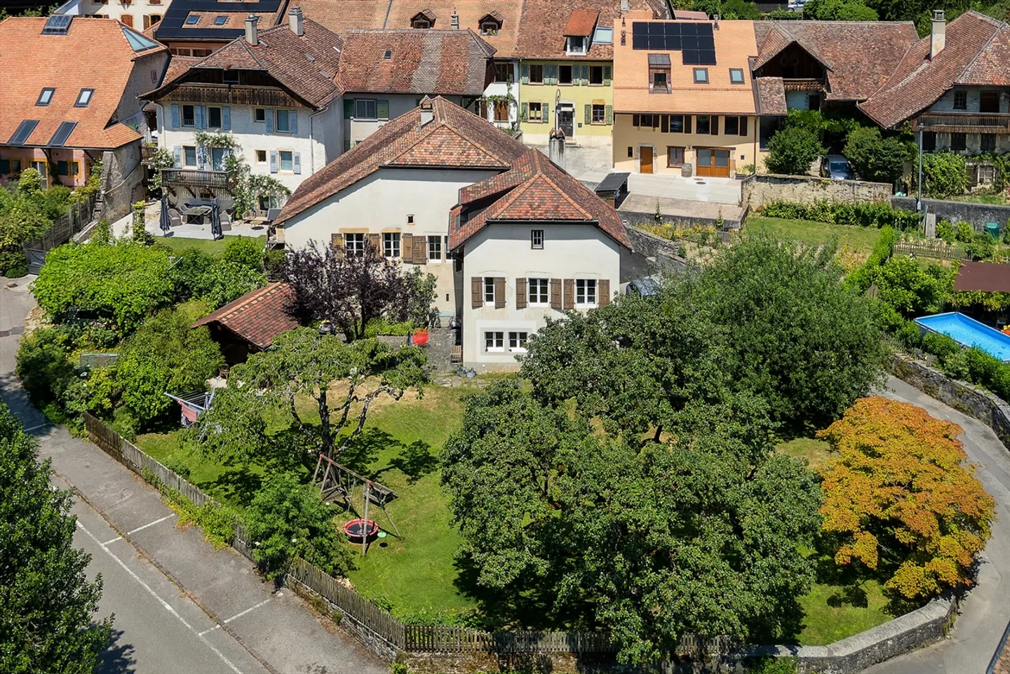 Casa caratteristica nel cuore di Bonvillars - Foto 1 di 8