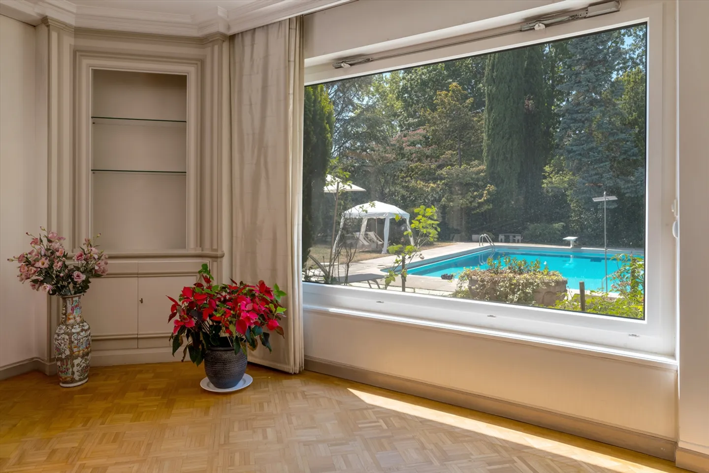 Villa Charmante dans un Cadre Tranquille - Photo 4 sur 13