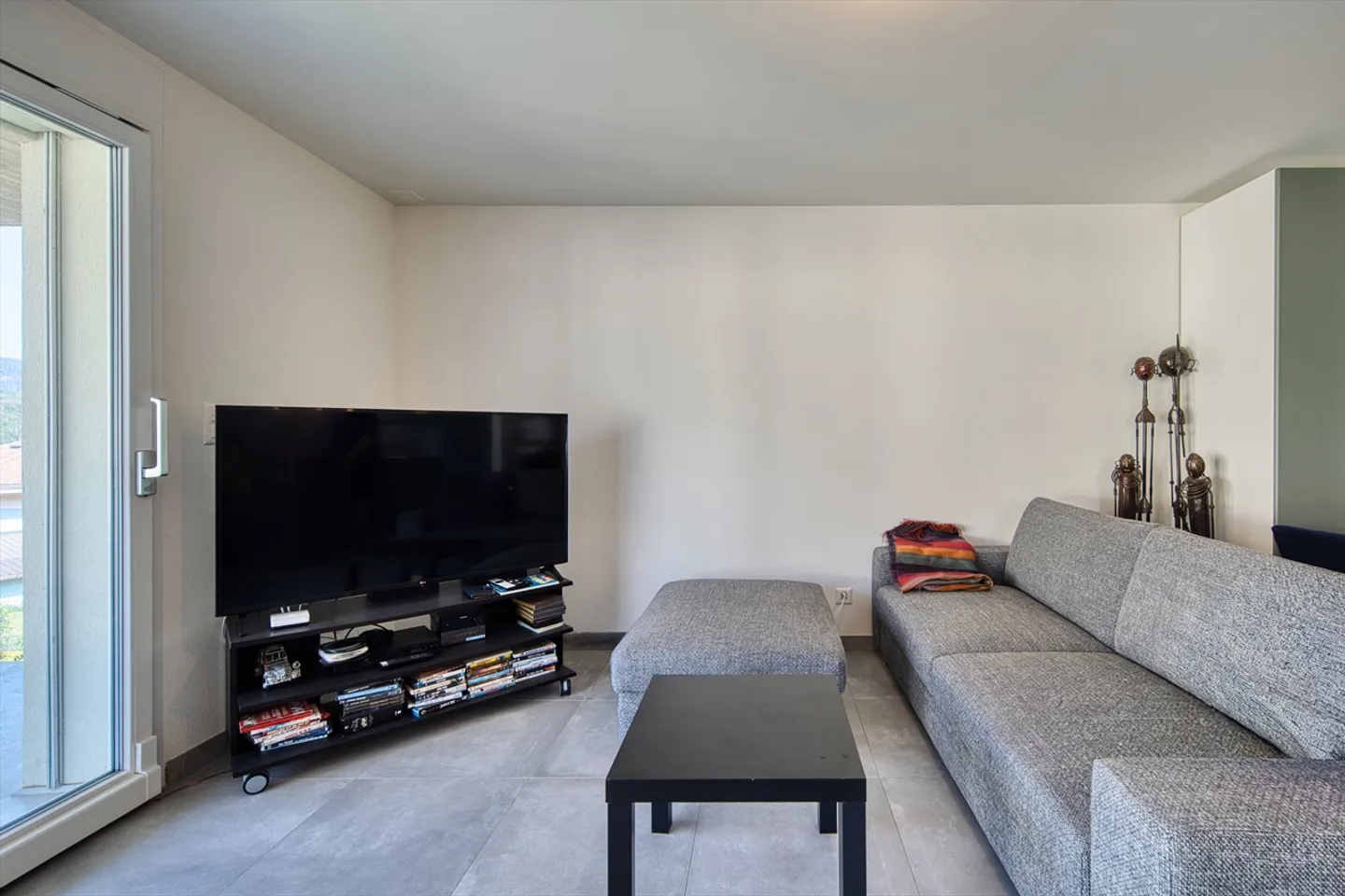 Beautiful 3.5-room apartment with lake view - Photo 8 of 9