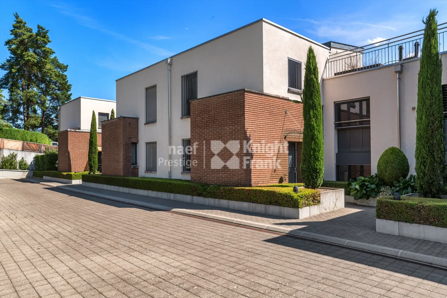 Elegant Townhouse in Champel - Photo 12 of 13