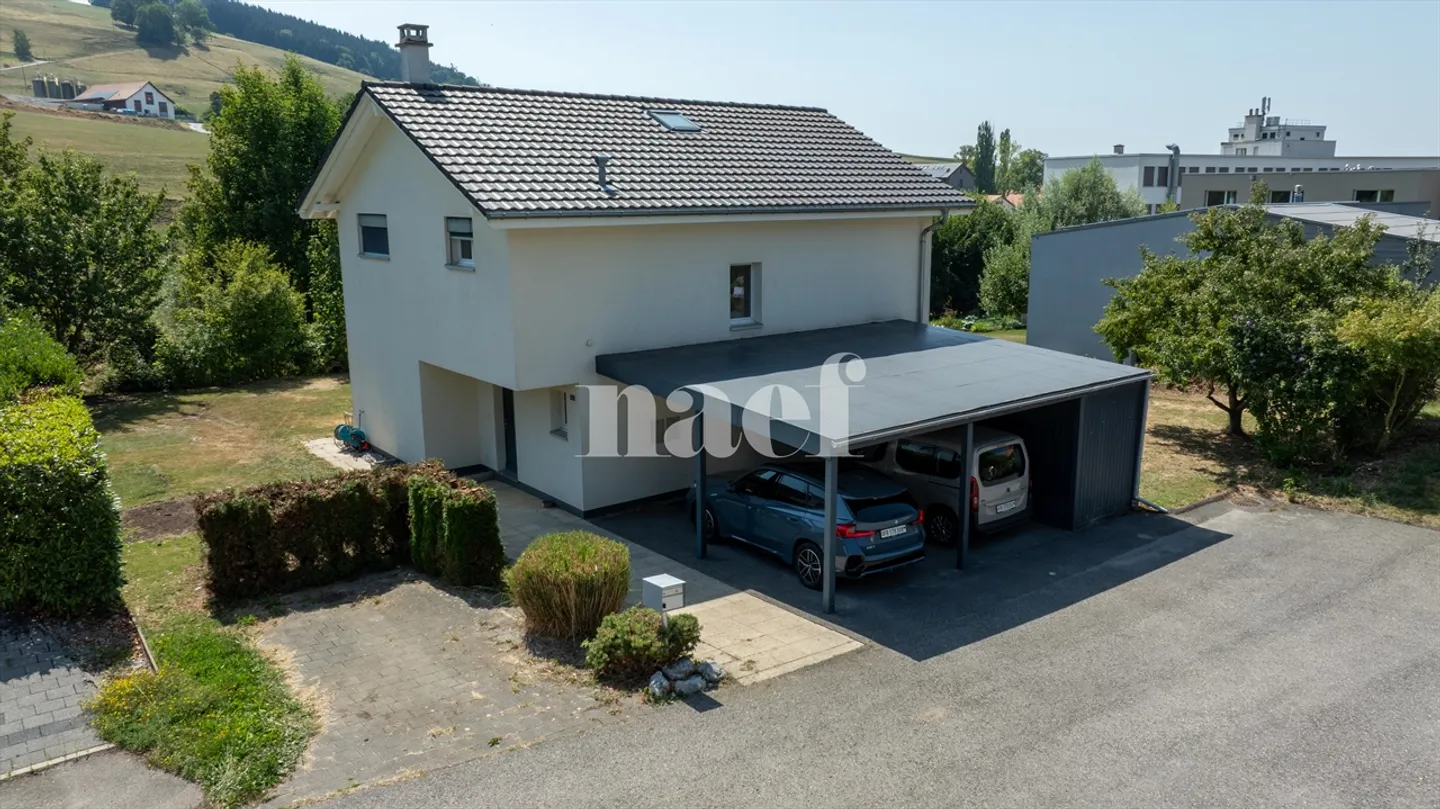 Villa individuelle de 5.5 pièces avec grande terrasse à vendre à Treyvaux - Photo 2 sur 12