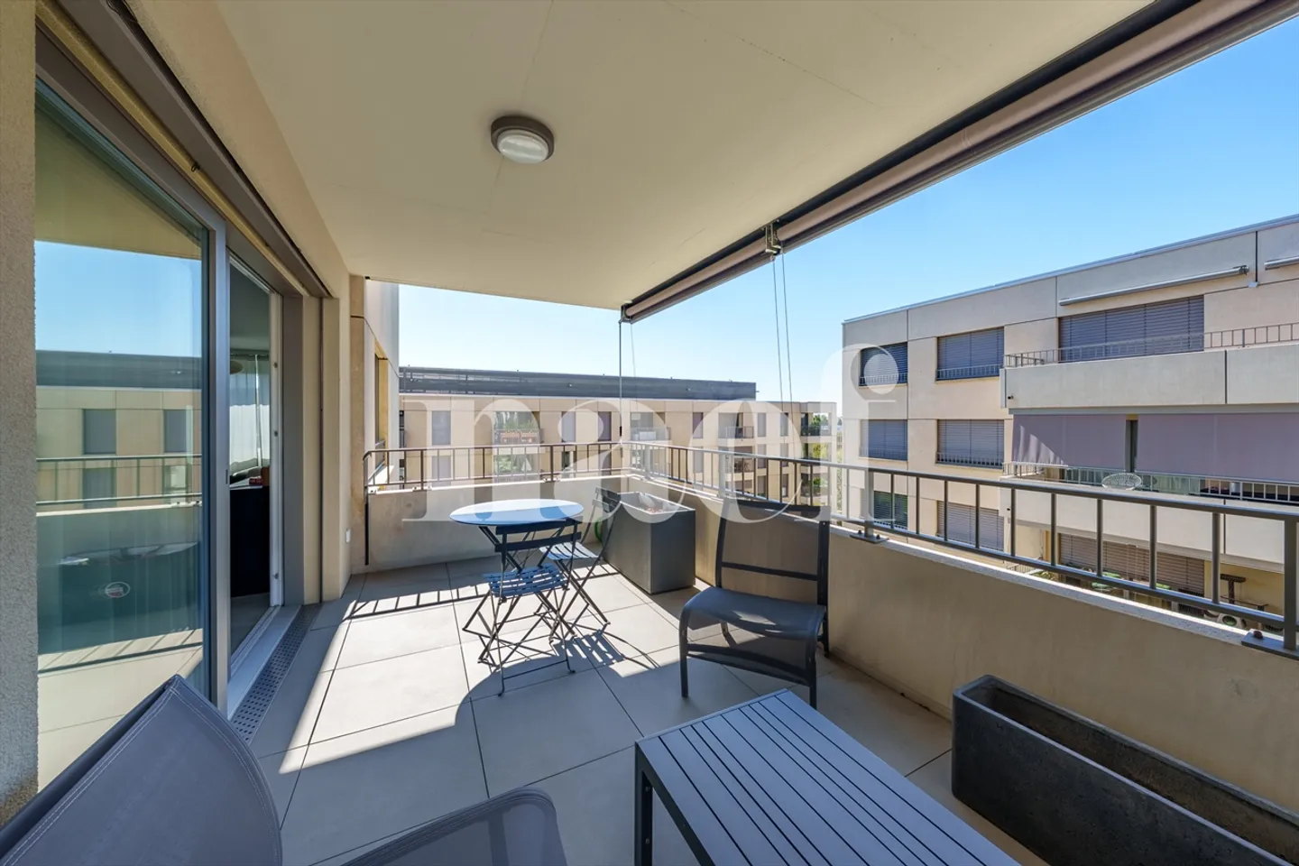 Appartement lumineux à proximité de toutes les commodités - Foto 9 di 9