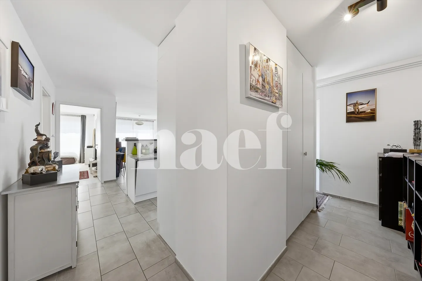 Appartement lumineux à proximité de toutes les commodités - Foto 2 di 9