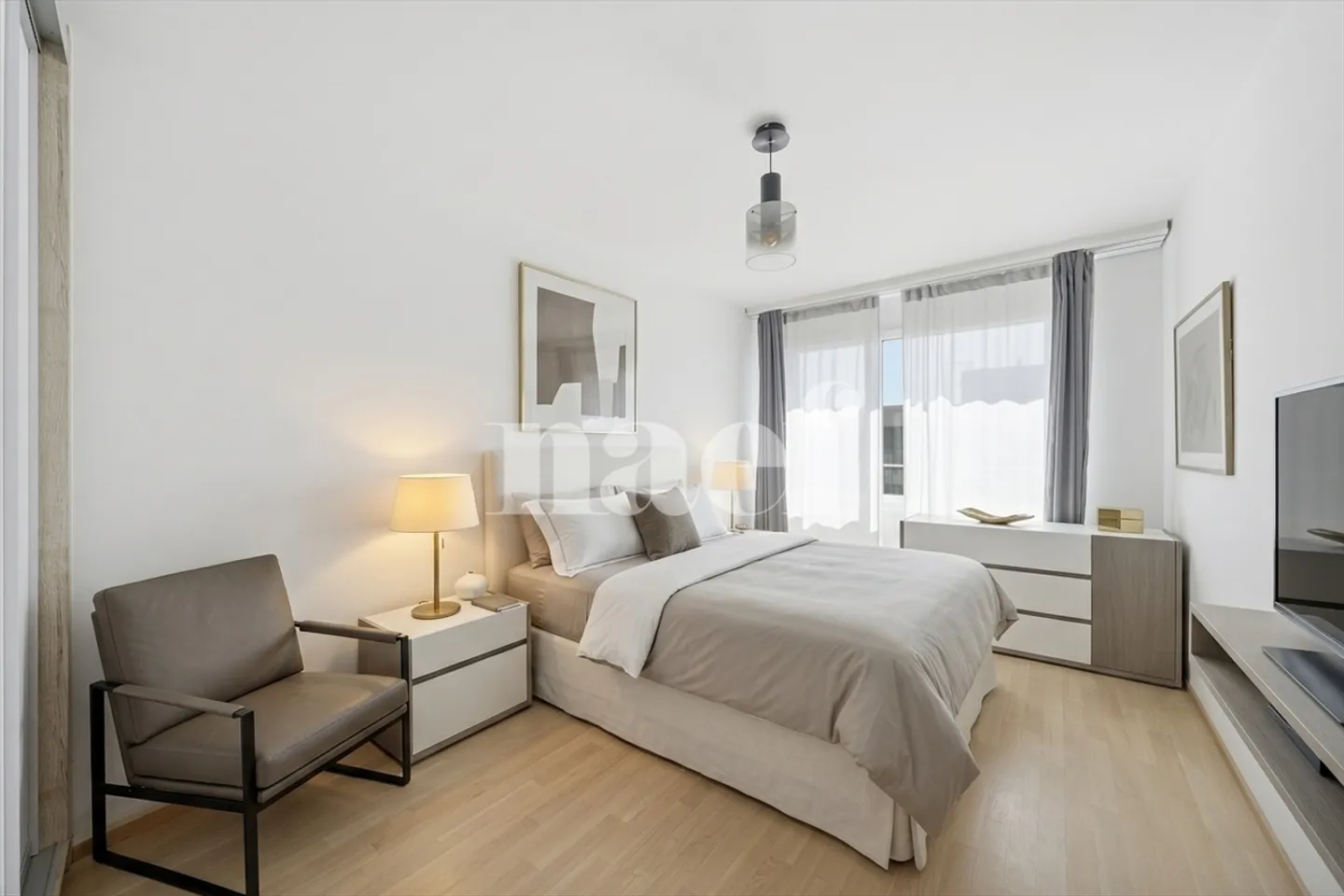 Appartement lumineux à proximité de toutes les commodités - Foto 6 di 9