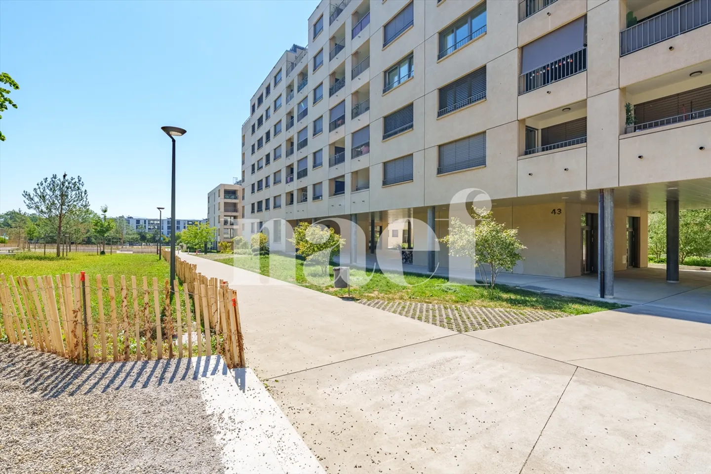 Appartement lumineux à proximité de toutes les commodités - Foto 1 di 9