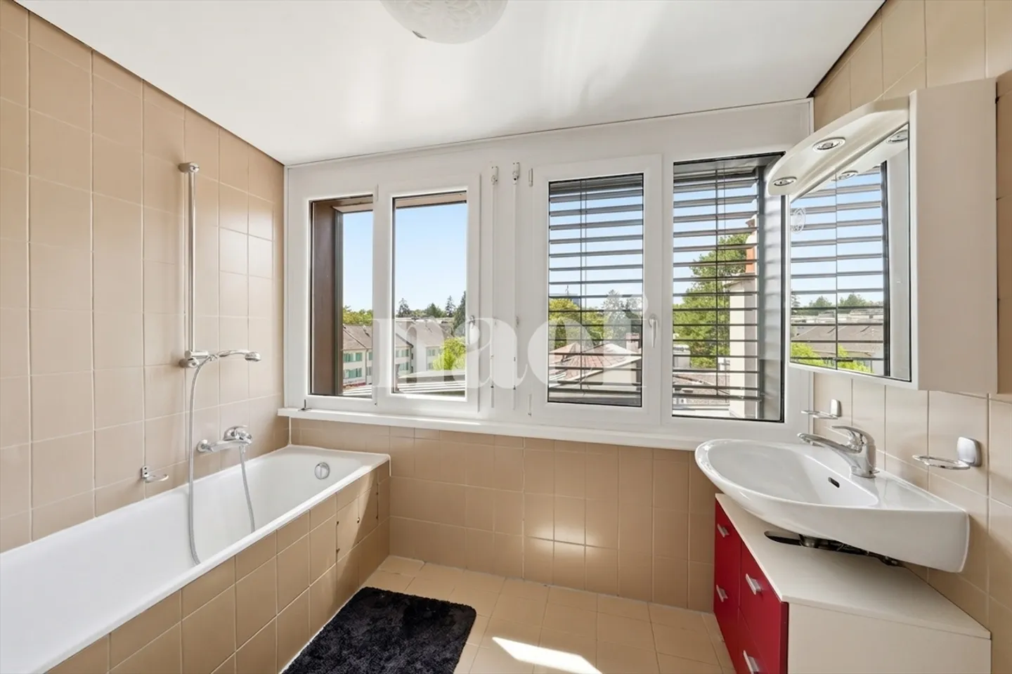 Duplex in the heart of Petit-Saconnex - Photo 10 of 13