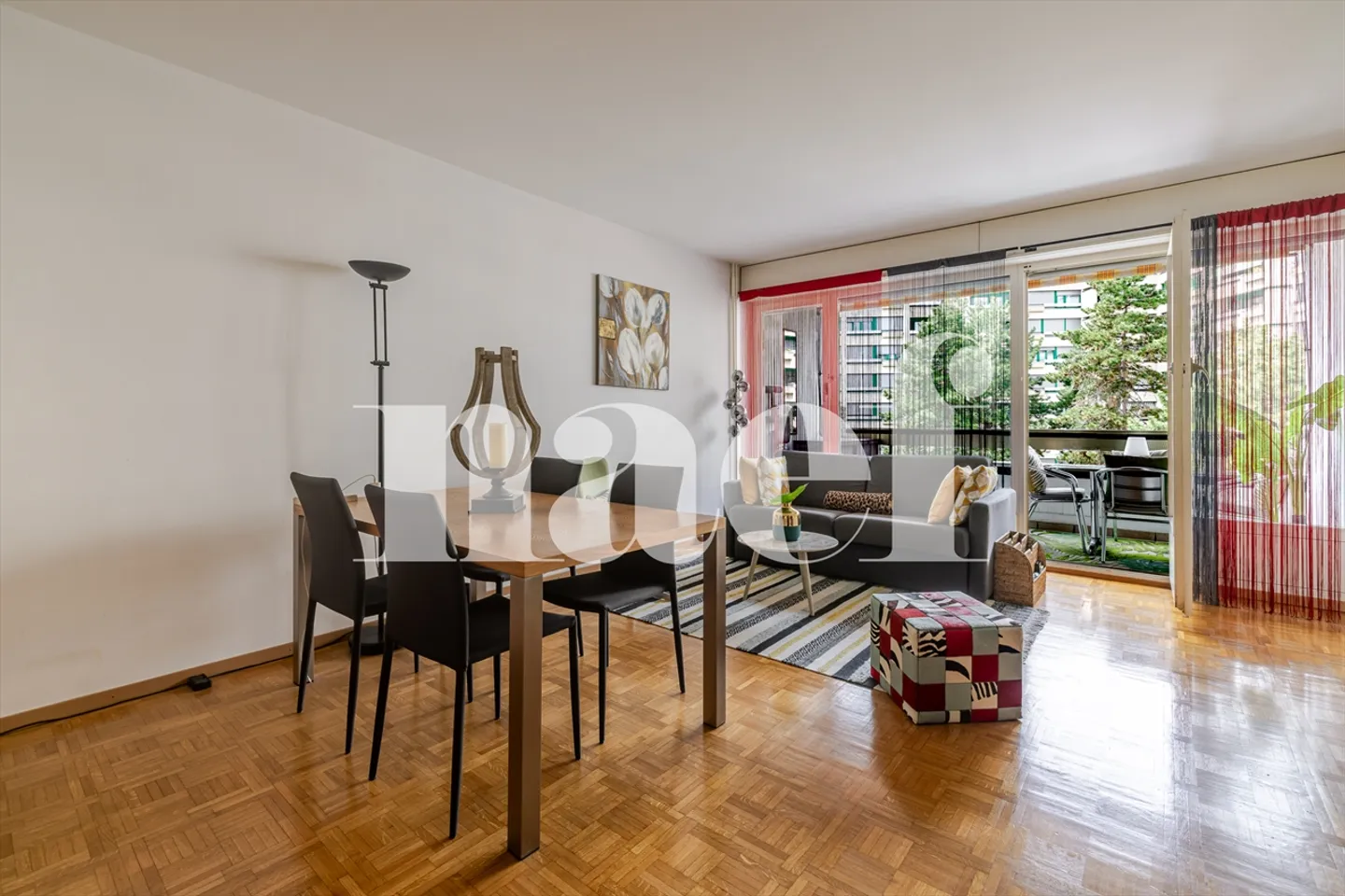 Charmilles: Großes Studio mit separater Küche - Foto 1 von 11
